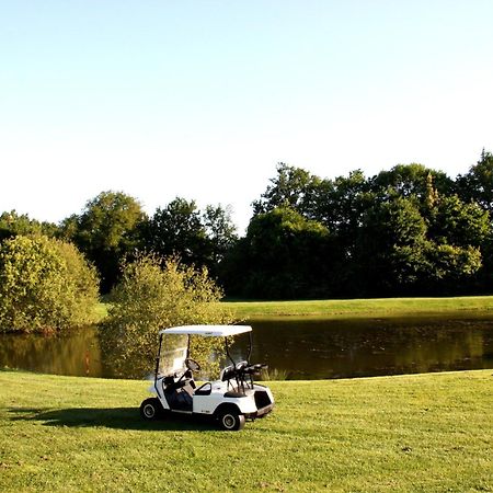 Готель Anjou Golf And Country Club Champigne Екстер'єр фото