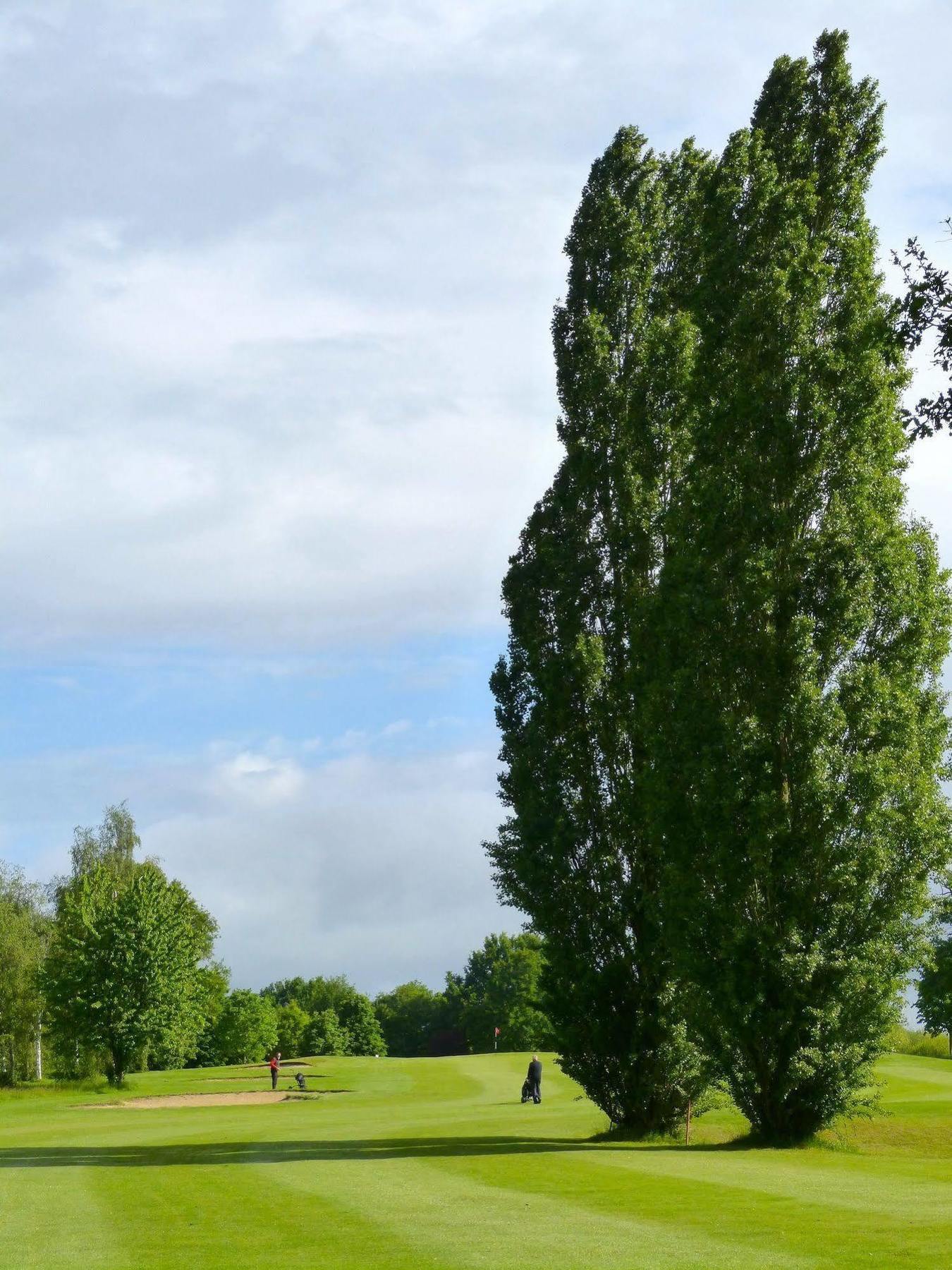Готель Anjou Golf And Country Club Champigne Екстер'єр фото